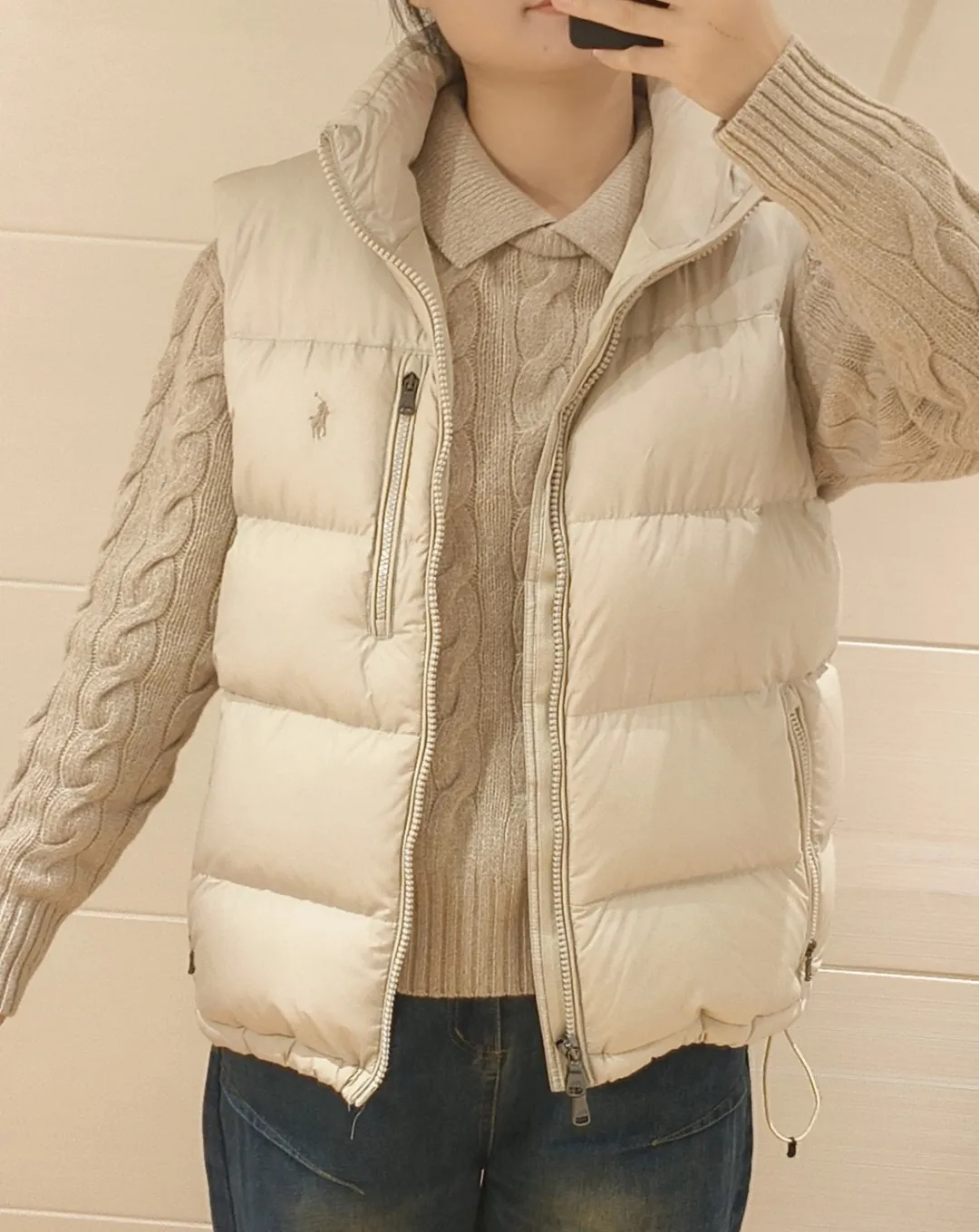 25118 # Gray Apricot Consultation Picture P460